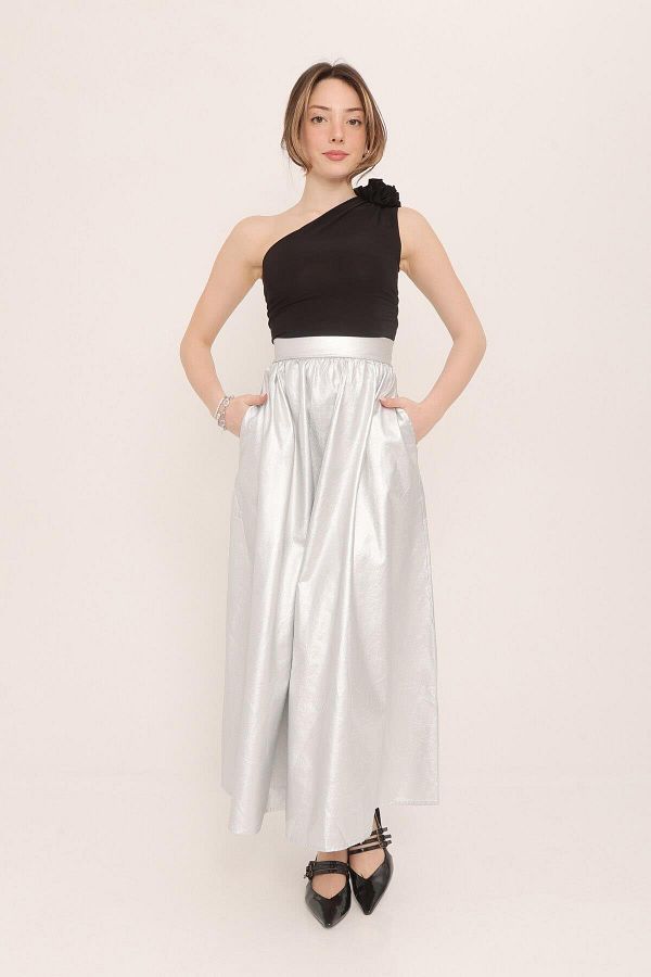 Silver skirt coral top