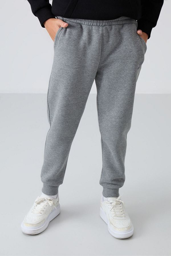 Tommy Life Boy s Embroidered Sweatpants Gray Melange Cotton Thick Fur Inside Soft Texture Standard Fit 11 Trendyol