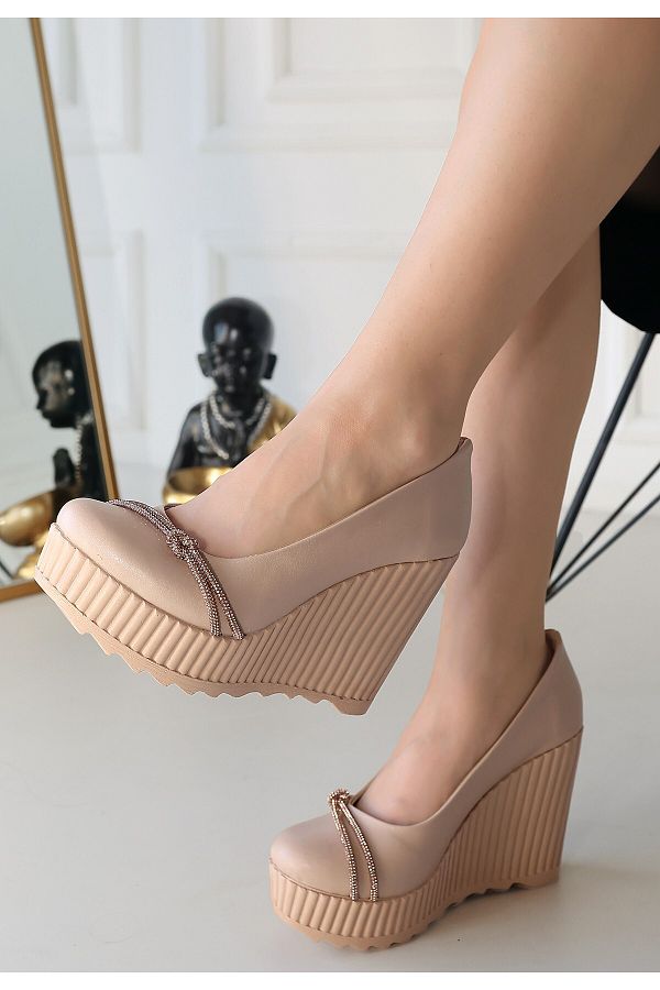 Nude wedge heel shoes top