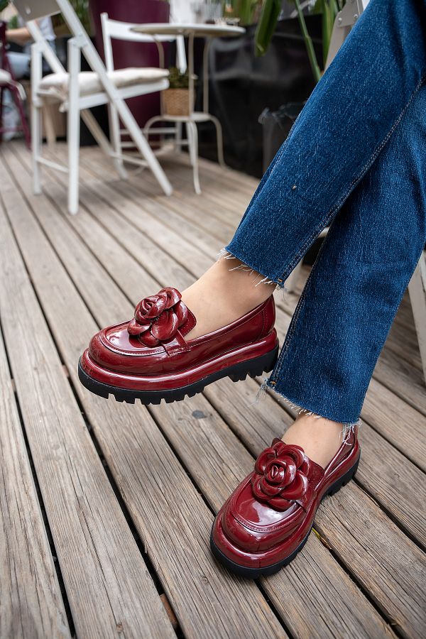 Red rose loafers top