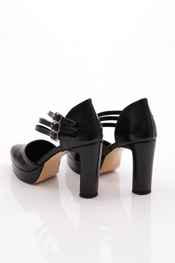 Dgn 218 Model Women s High Heel Shoes with Ankle Belt Trendyol