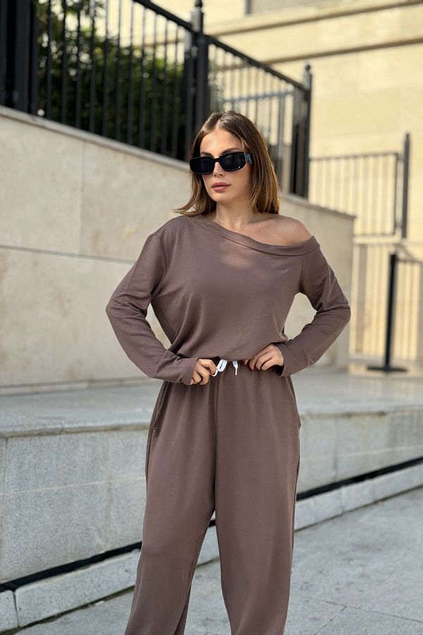 New Laviva Women s Brown Wide Collar Lace up Waist Elastic Legs Long Sleeve Loose Jumpsuit Trendyol