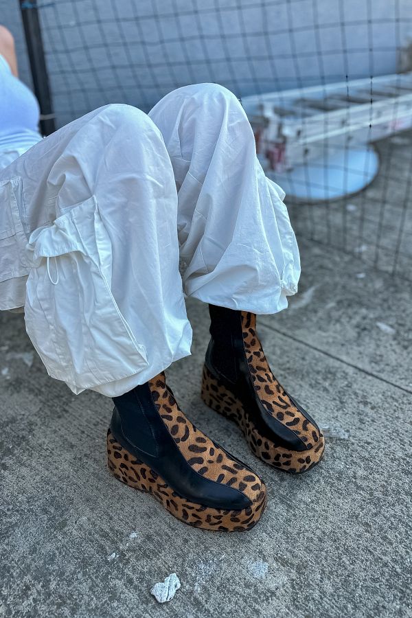 SHOEBELLAS-Dylan Leopard gumi részletes női csizma 1