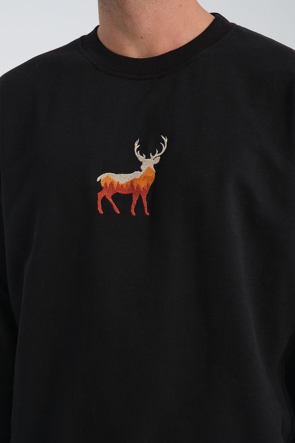 Mens embroidered wildlife sweatshirts 2025