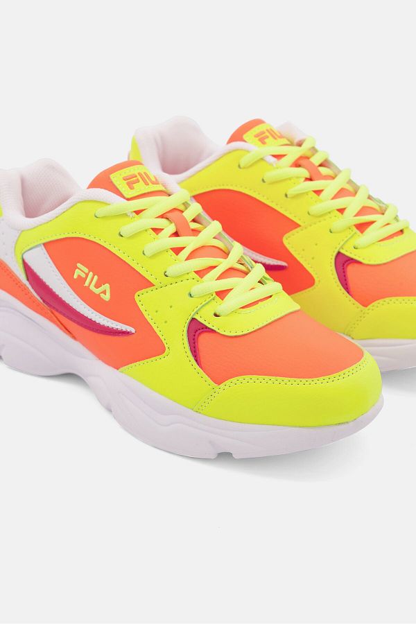 Fila Men Stirr Lace Up Sports Shoes Coral Combo Trendyol