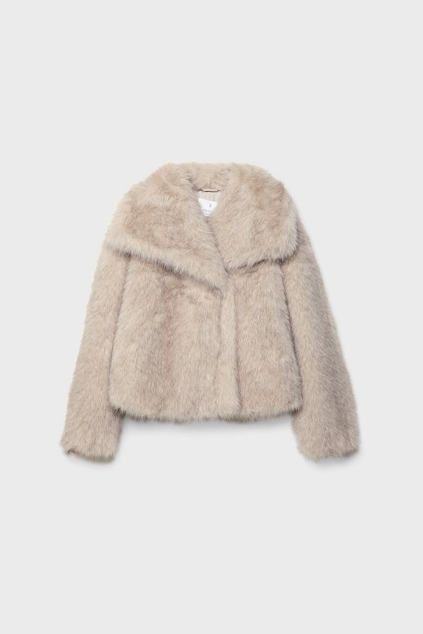 Stradivarius Crop Faux Fur Jacket - Trendyol Stradivarius Crop Faux Fur Jacket - Trendyol