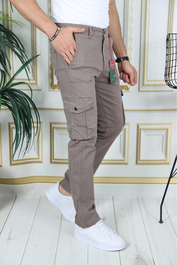 Stylish cargo jeans 2025