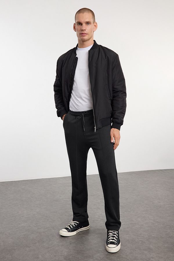 Trendyol Collection-Black Label and Stitch Detail Thick Sweatpants - Straight Cut Tmnaw25Ea00013 1
