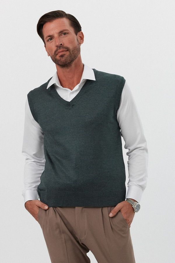 Plus size sleeveless sweater vest 2025