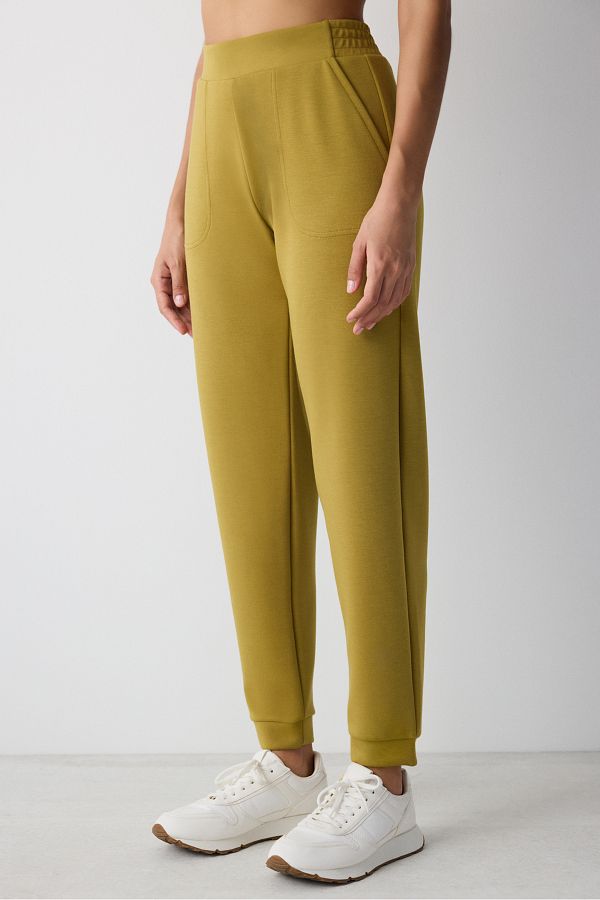 Mustard color sweatpants online