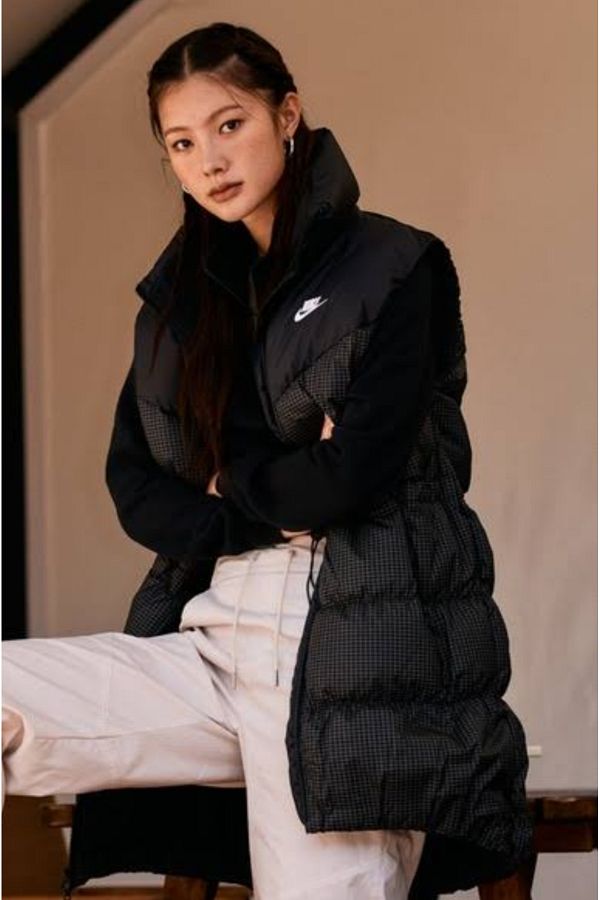 Nike long vest discount