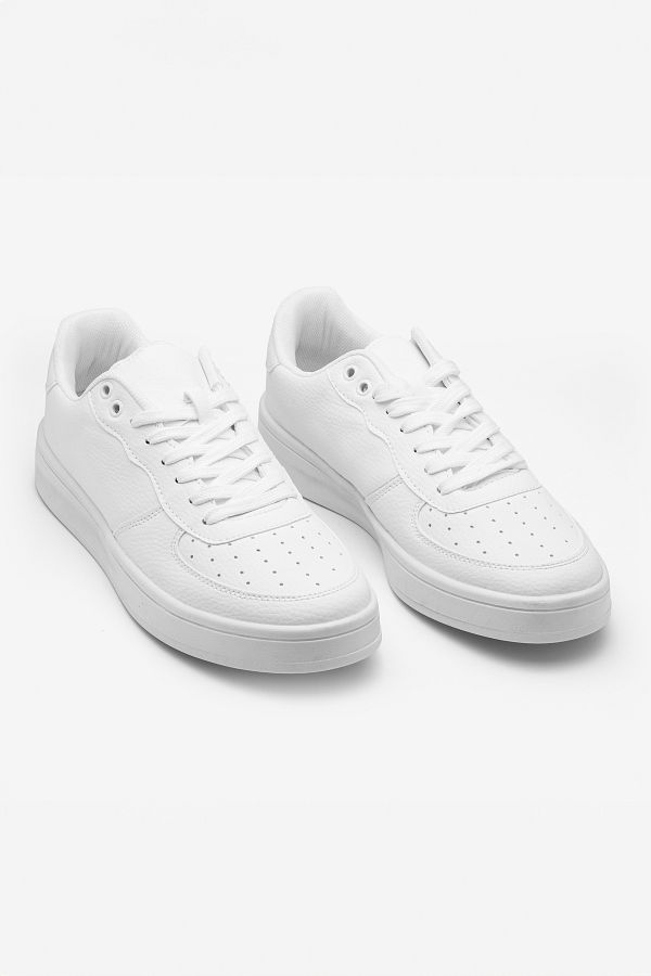 White shoes with red line discount