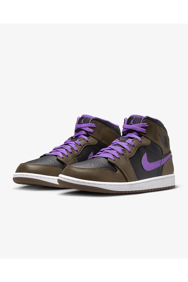 Nike zoom basketball shoes 215 deals