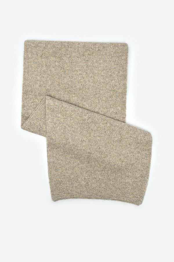 Penti-Sara Scarf 1