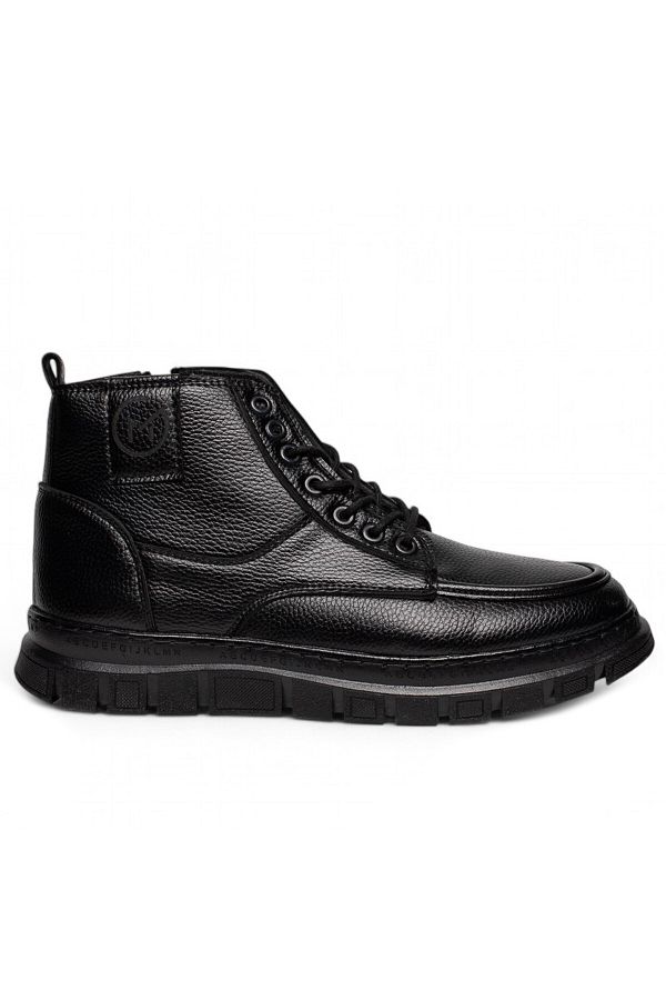 MNC Men s Boots Furry 430 Skin Black with Lightning Pattern Trendyol