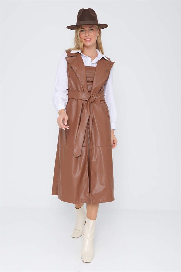 Sleeveless leather trench coat 2025