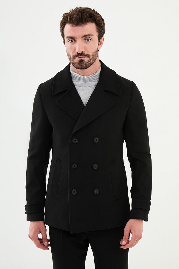 Pointed collar coat sale