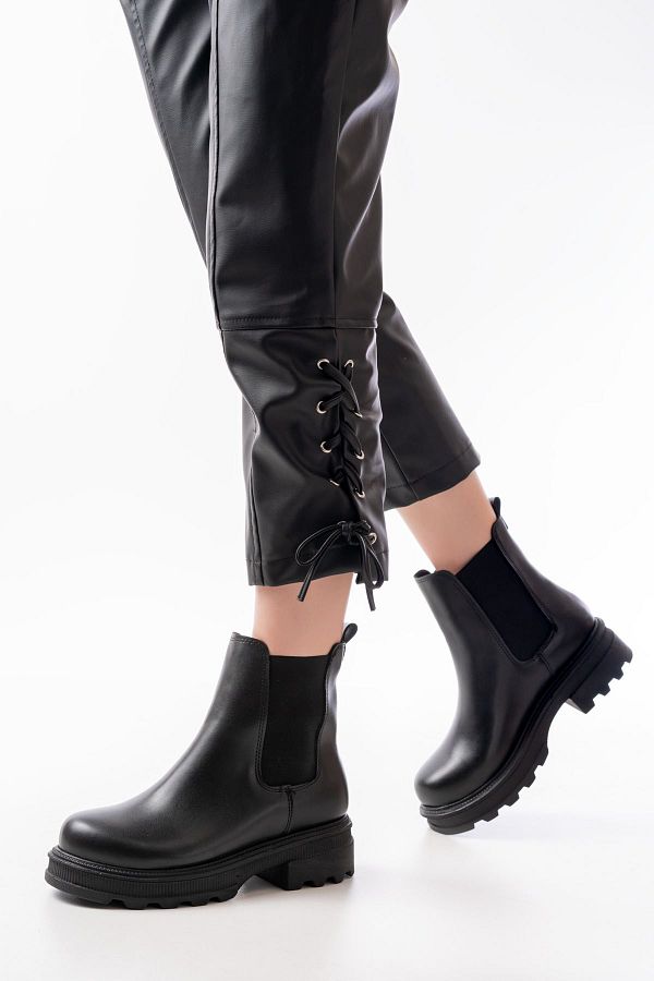 İNFON-İnfon 745-2137 Black Thick Sole Elastic Daily Women's Boots 1