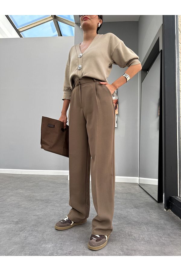 ESRAHELVACI Dark Mink Front Pleated Palazzo Trousers Trendyol