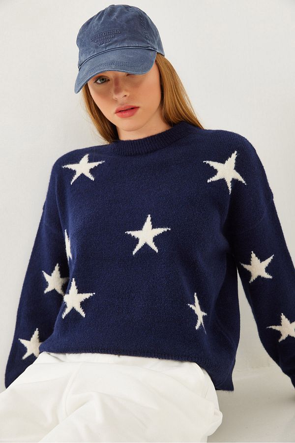 Star patterned sweater deals