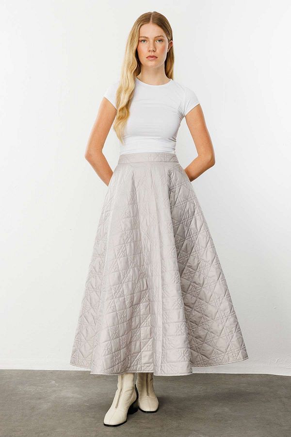 Gray quilted skirt deals
