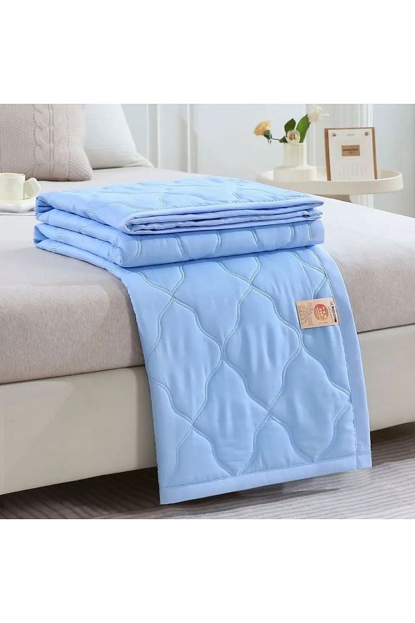 Cooling quilt for summer outlet
