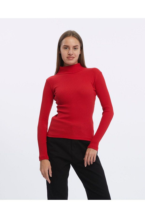 Womens red turtleneck shirt discount
