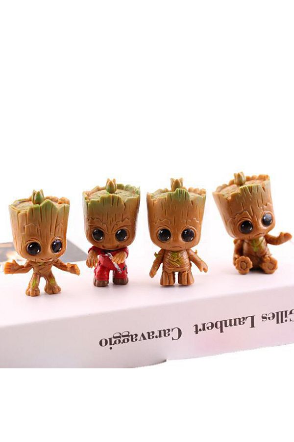 Tiny superhero figures outlet