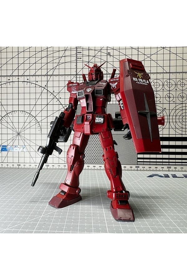 Hot Toys-012 GTO Ganso Yuan Zu Siaya Color Scheme RX-78-2 HG 1/144 Assemble The Model Action Figure Decora... 1