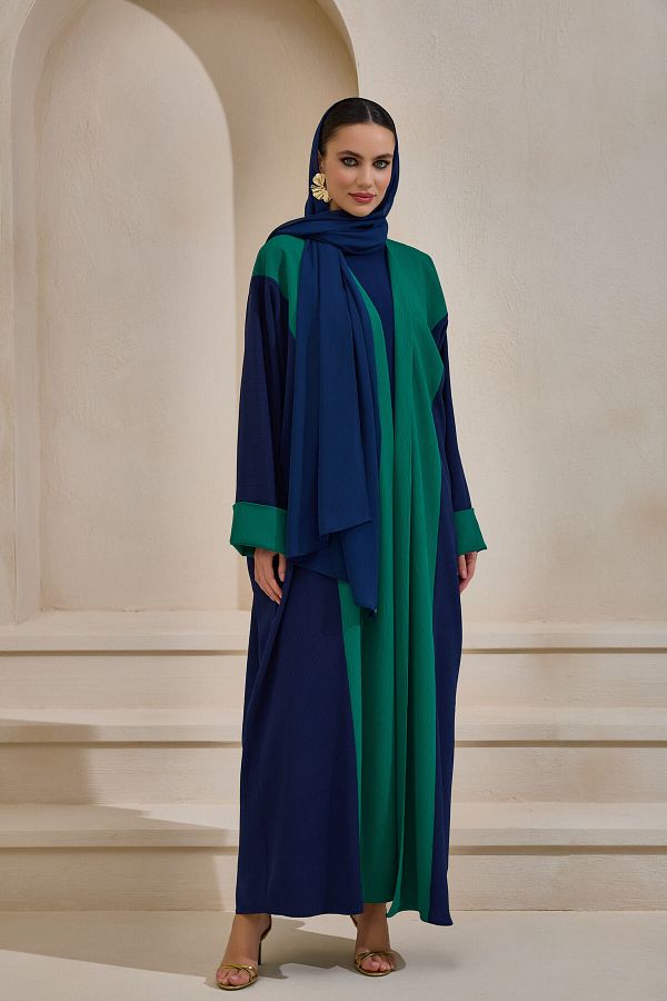 Sheikha abaya discount