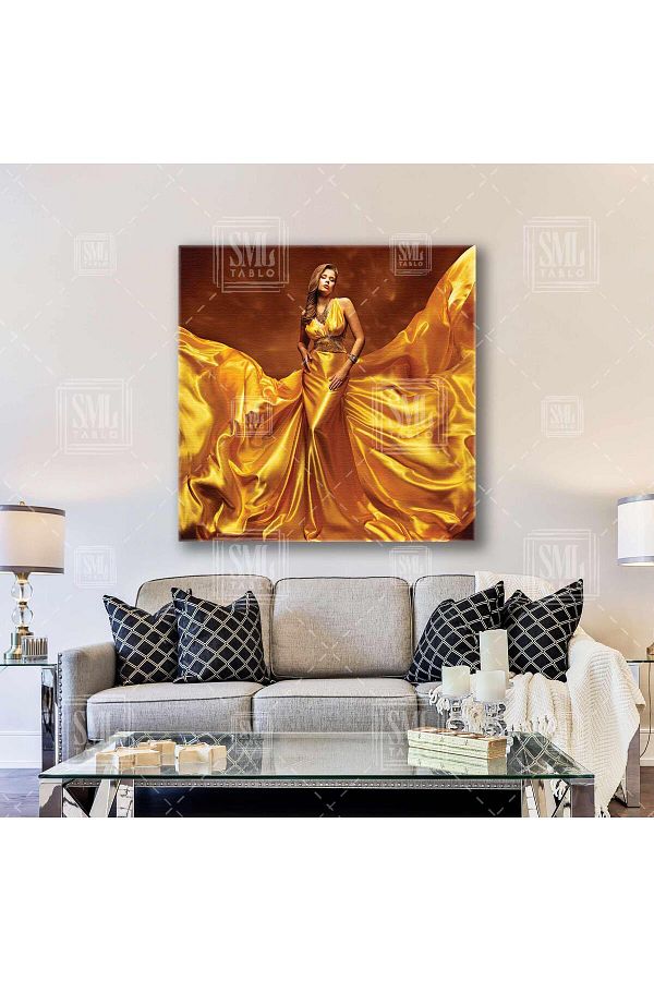 SML TABLO-Rochie de seară aurie Accesorii aurii Model Square Canvas Print 1