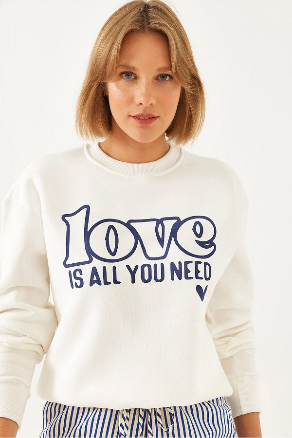 Ladies crew neck collar sweatshirt hot sale