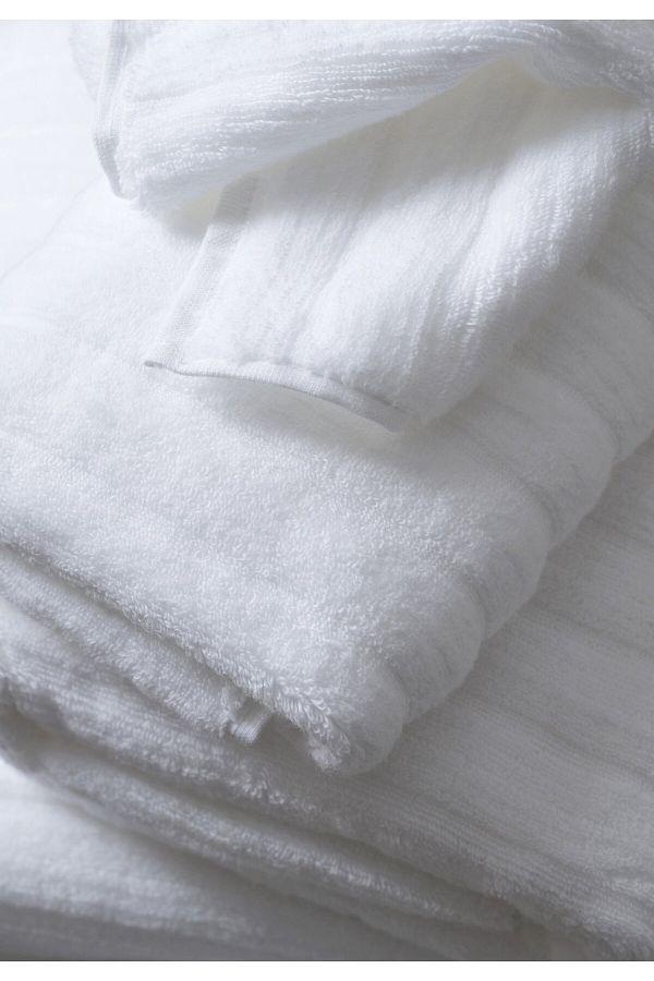 White company hydrocotton towels best sale