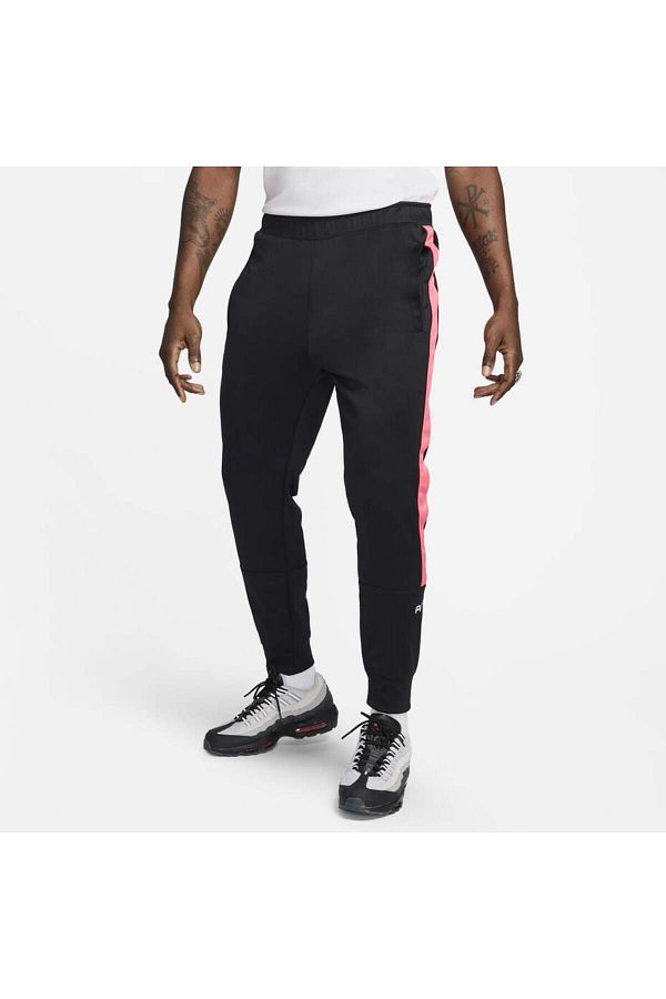 Nike sportswear men's joggers black 2025