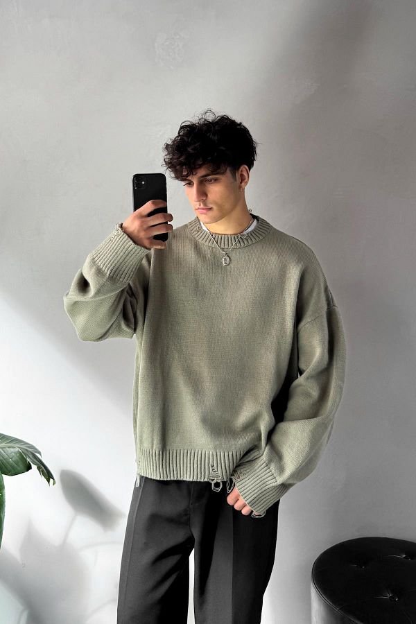 Ripped crew neck sweater deals