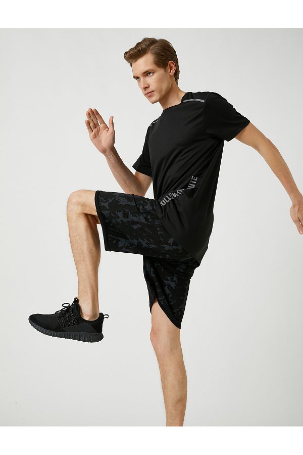 Koton-Baumwoll-Shorts mit Camouflage-Print – Schnürung, Taille und Tasche 1
