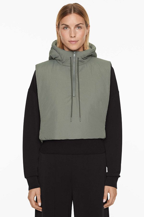 Oysho-Hooded Padded Vest 1