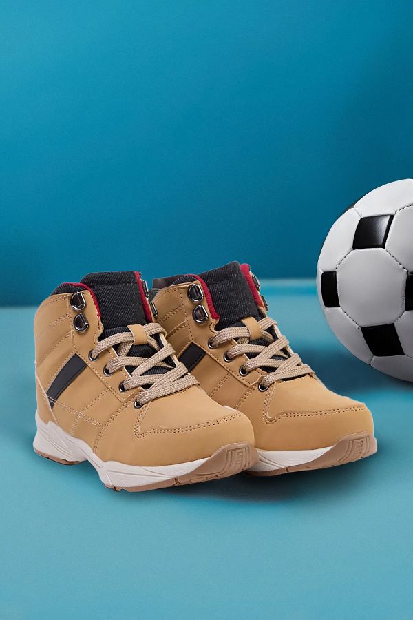 TRENDYOL SHOES-Camel Schnür-Trekking-Sportschuhe für große Jungen 
 TAKAW25SN00025 1