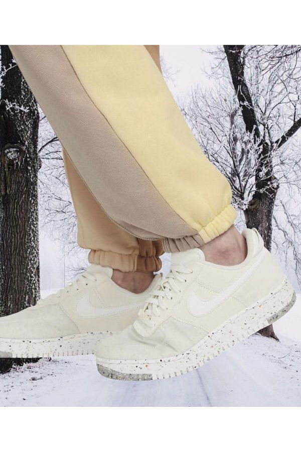 New nike women's 219 store
