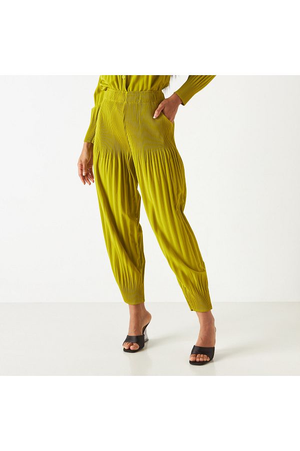 2Xtremz-Pleated Harem Pants with Pockets 1