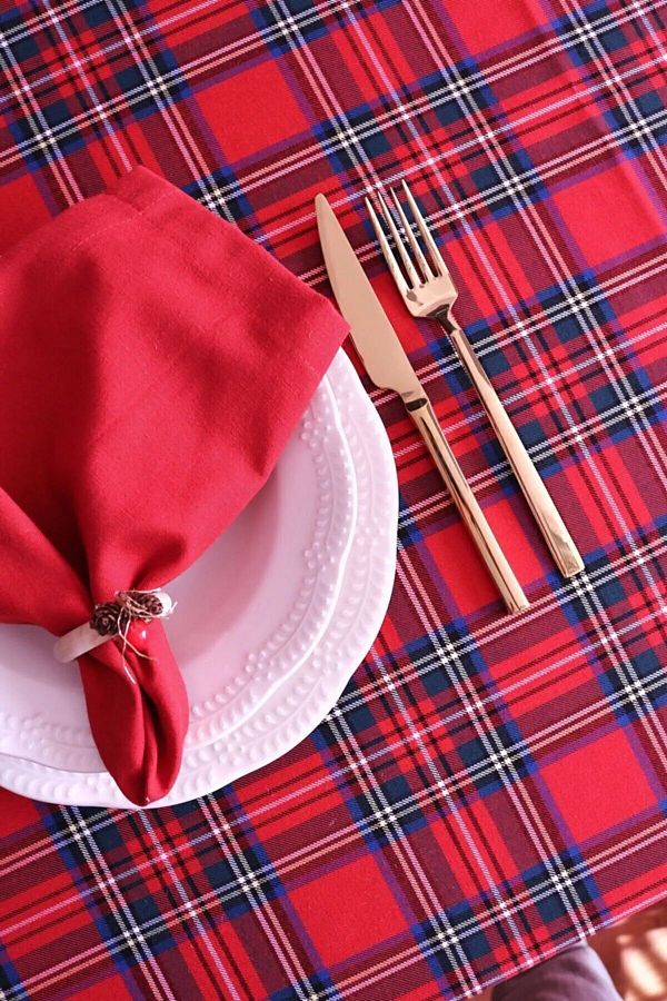 BELMODMODA-New Year's Plaid - Red Scotch Tablecloth, New Year Design 1