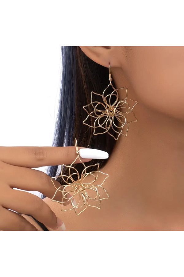 Allergic to non gold earrings store
