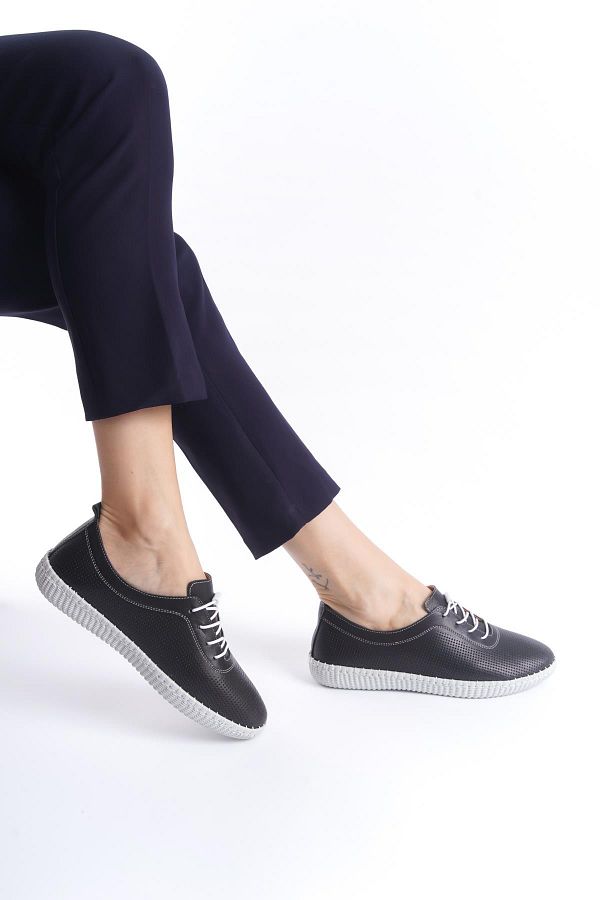 Smart leather shoes with perforations online