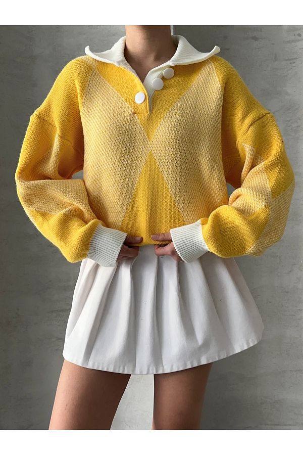 Yellow sweater with white collar cheap