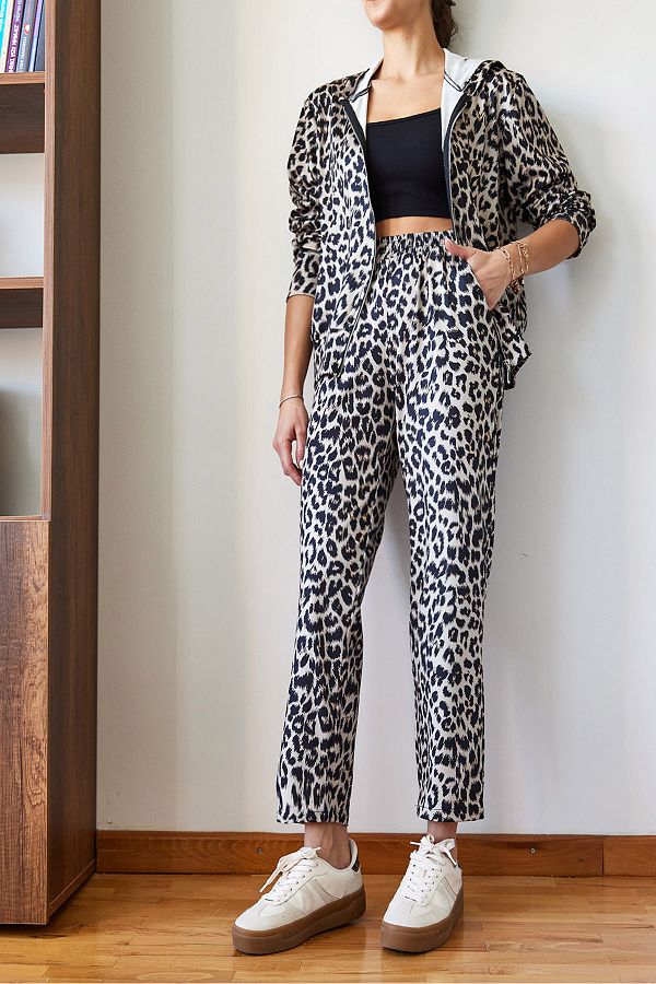Bianco Lucci-Leopard Patterned Top and Bottom Set Mbms050 60501050 1