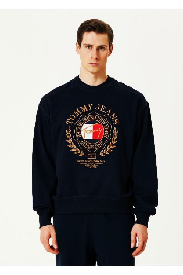 Tommy Hilfiger Sport .Tommy Hilfiger Explorer Luxe Logo Patch Sweatshirt Trendyol