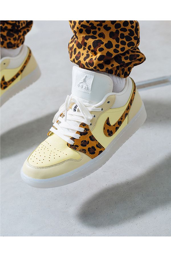 Nike Air Jordan 1 Low'snkrs Day' Sneaker - Trendyol