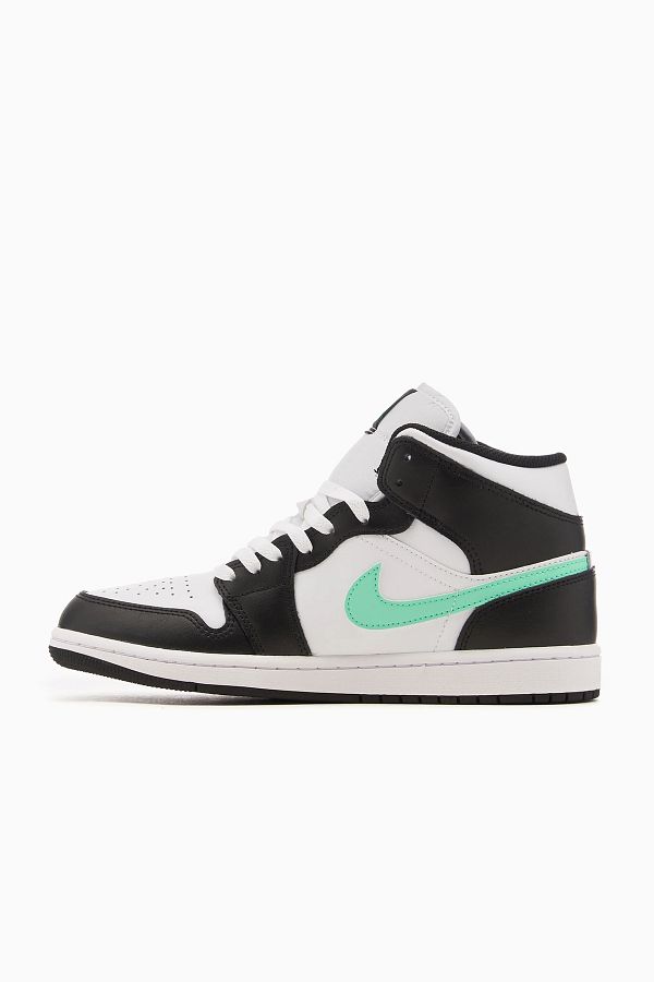 Nike jordan glow in the dark shoes top