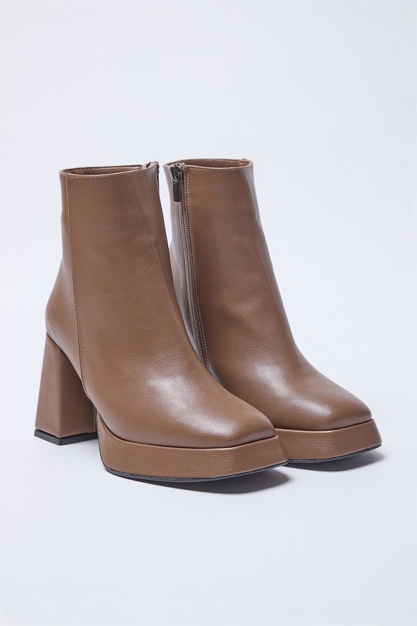 Trendyol Shoes Tan Platform Heeled Women s Ankle Boots Takaw25Bo00014 Trendyol