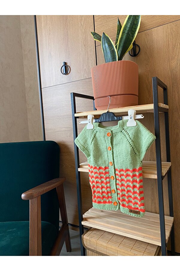 Handmade Yeşil-Turuncu Çizgili Erkek Çocuk Yelek 0-6 Ay